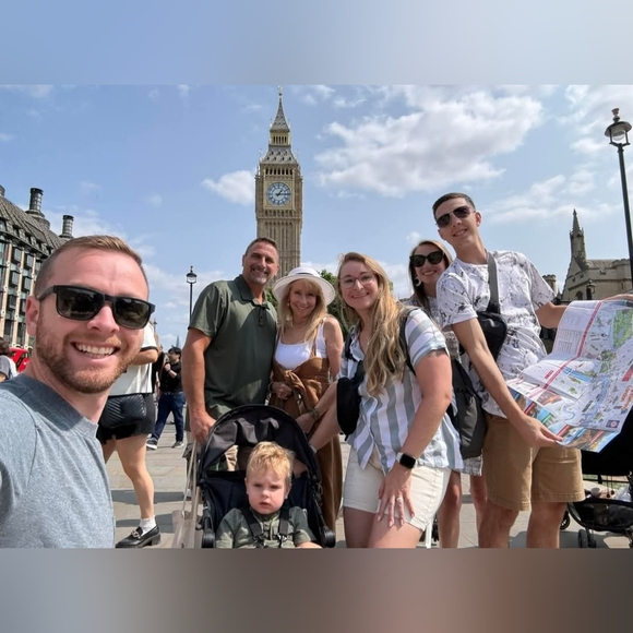 Meet your seller - Picture 2 of 12